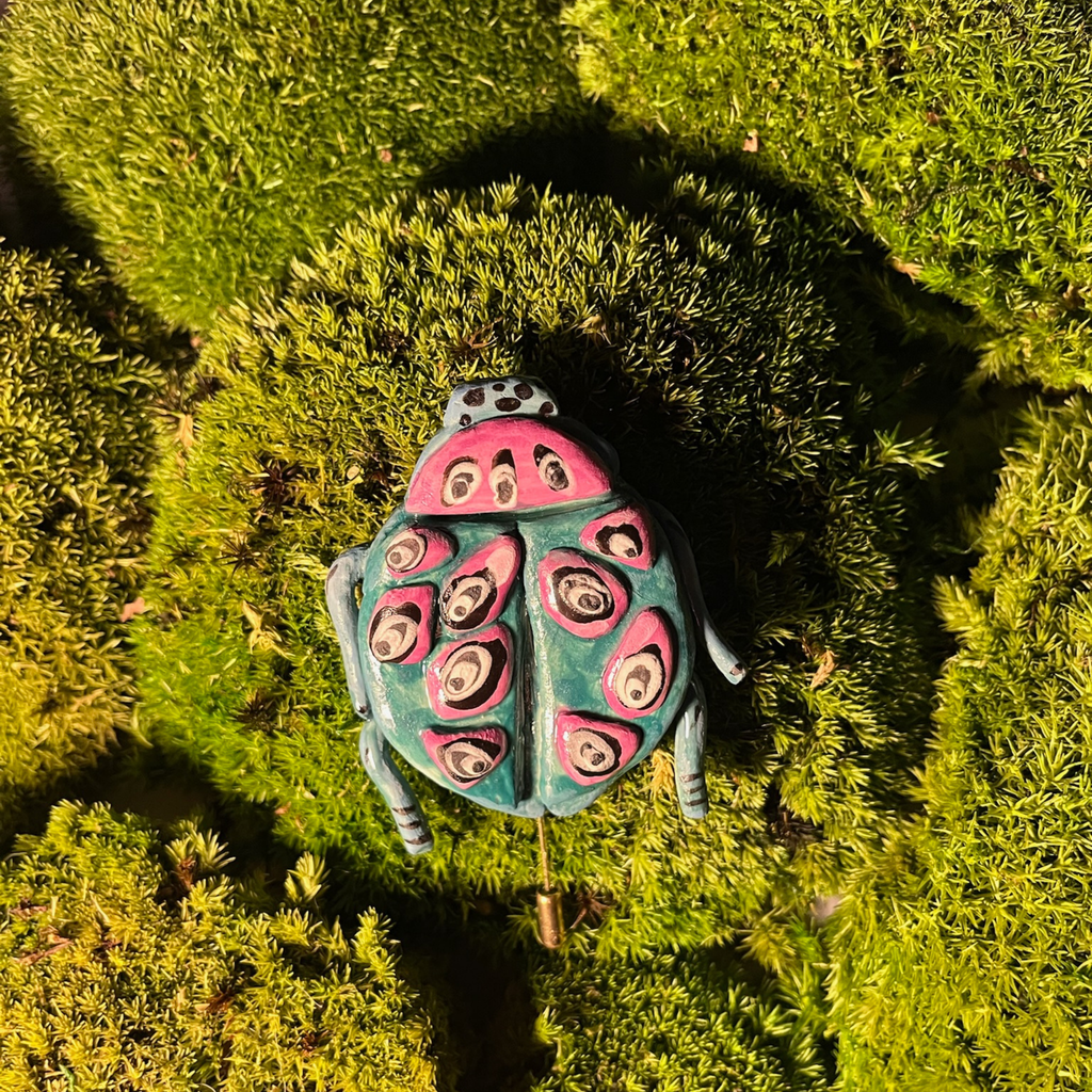 Julodis- Broş