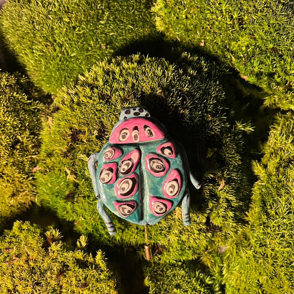 Julodis- Broş